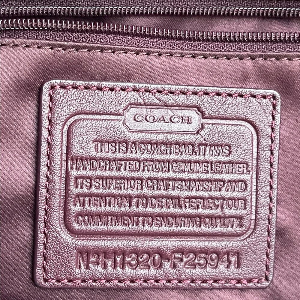 Coach Taylor Leather Tote bag in burgundy